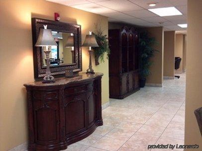 Chisholm Suite Hotel Duncan 外观 照片